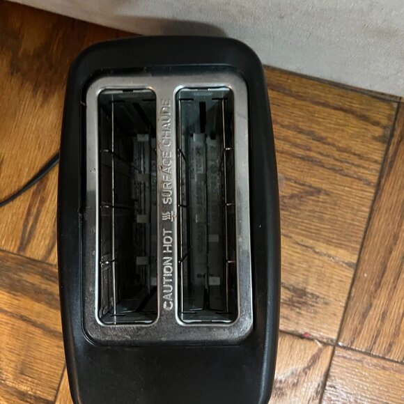 KitchenSmith toaster - CREAT CONDITION CLEAN INSIDE! OUT - Picture 4 of 10